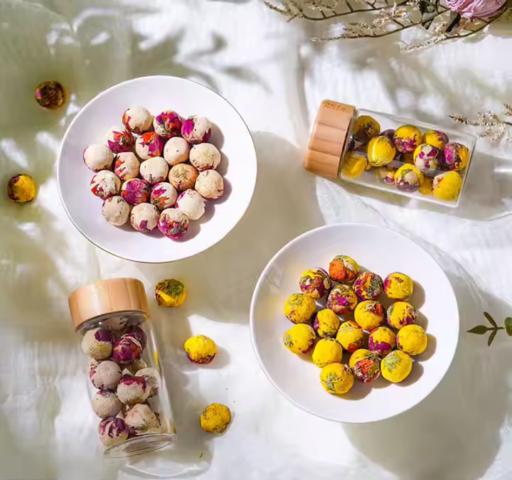 Passionfruit Flower and Green Tea - Blooming Tea Ball